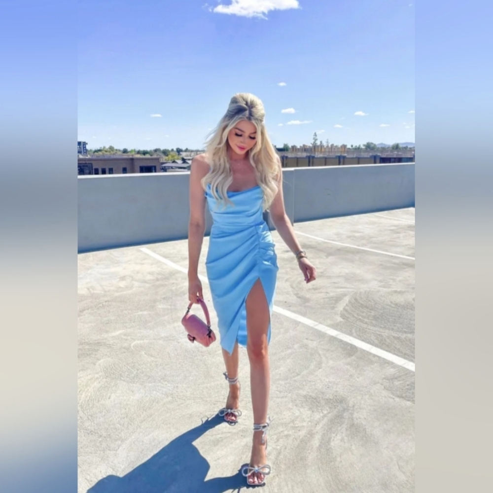 BlackFridaySale AMANDA UPRICHARD 💙JASALINA DRESS - Picture 1 of 9